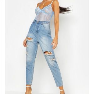 Boohoo ripped mom jeans NWO Tags